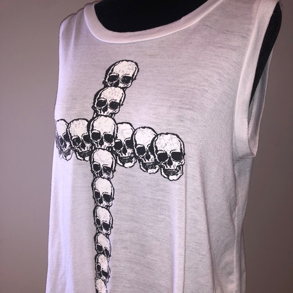 Woman’s white skeleton designed tank top. Small - Picture 4 of 8